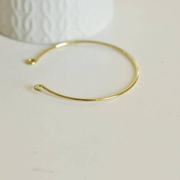 Bracelet jonc réglable laiton doré finition boucle 16k 57mm, x1 (G10175)