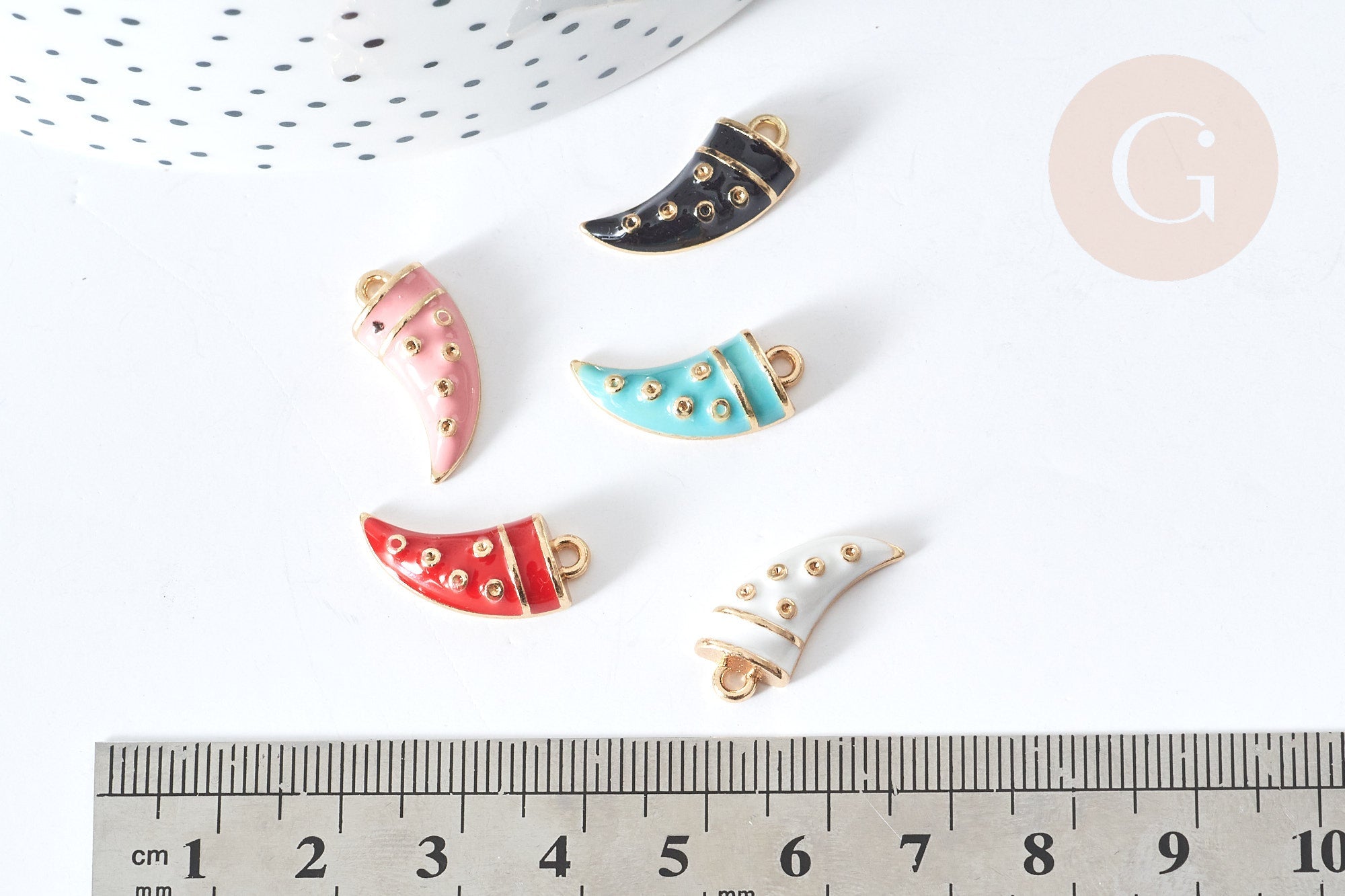 Breloque corne zamac doré émail coloré 19,5mm, pendentif porte bonheur, x1 G8073