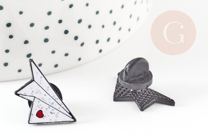 Broche pins avion en papier coeur émaillé blanc rouge 22.5mm,broche customisation vêtement x1 (G9299)