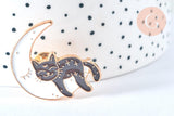 Broche pins chat noir et lune blanche doré émail 30mm,x1 (G6799)