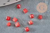 Cabochon carré jade naturel teinté rouge facetté 2.5mm, x1 G8599