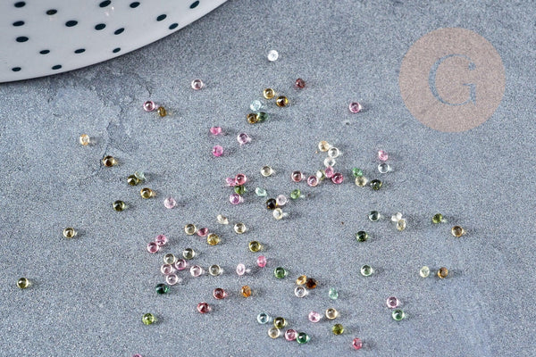 Cabochon forme diamant tourmaline naturelle 1.5mm, x1 (G8744)