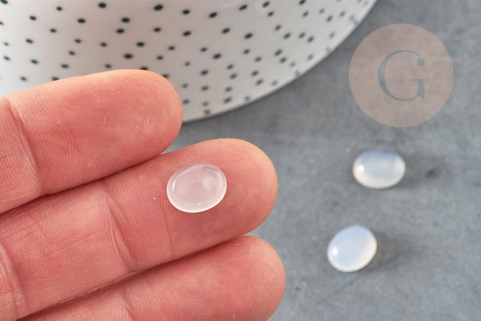 Cabochon ovale jade blanc naturel 10x8mm, x1 (G1292)