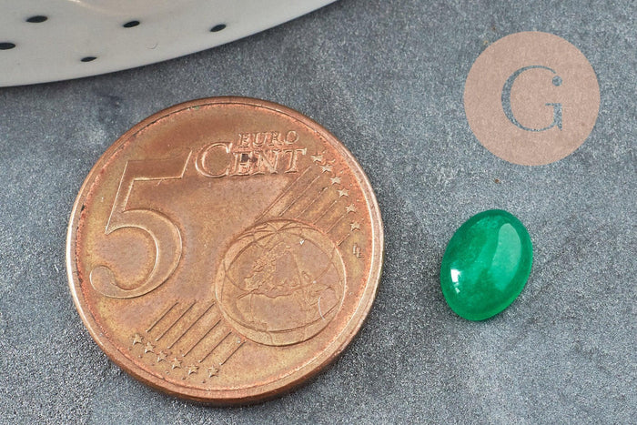 Cabochon ovale jade naturel vert 8x6mm, x1 (G1552)