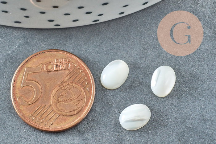 Cabochon ovale nacre blanche 8x6mm, x1 (G9045)