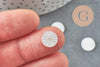 Cabochon rond gravé nacre blanche naturelle 10mm, x1 (G9628)