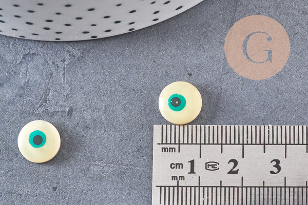 Cabochon rond nacre blanche mauvais oeil 10mm, x10 (G1058)