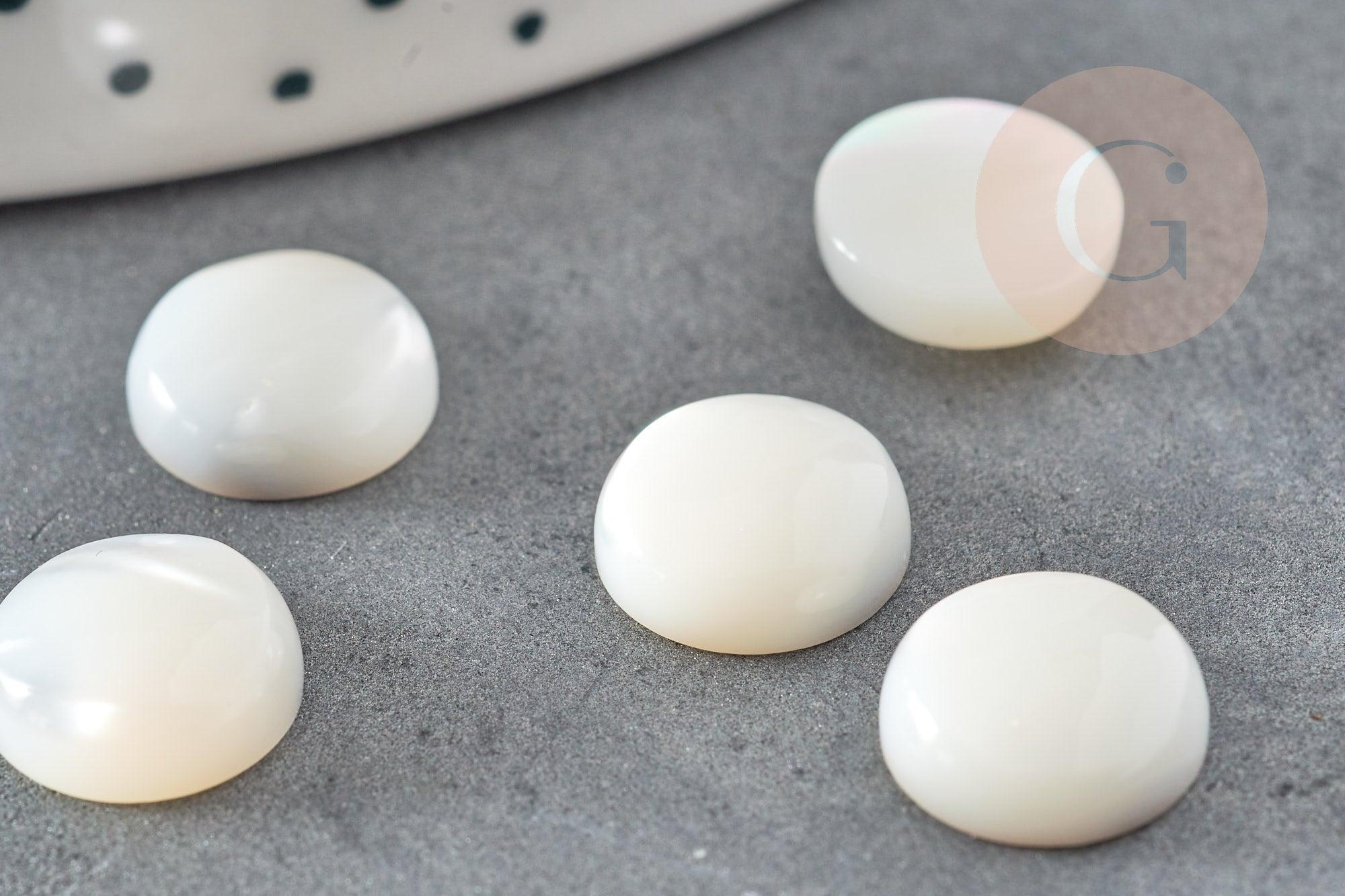Cabochon rond nacre blanche naturelle 10mm, x1 (G2751)