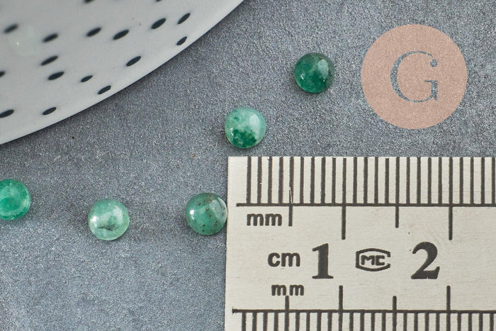 Cabochon rond onyx verte naturelle 4mm, x1 (G3409)
