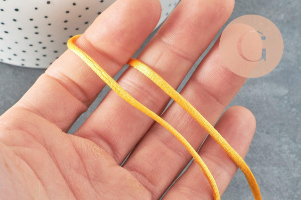 Cordon queue de rat polyester satin jaune brillant 2mm, x5 mètres (G2713)