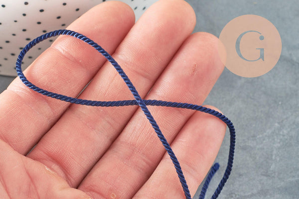 Cordon satiné torsadé bleu marine 2mm, x1 mètre (G4593)