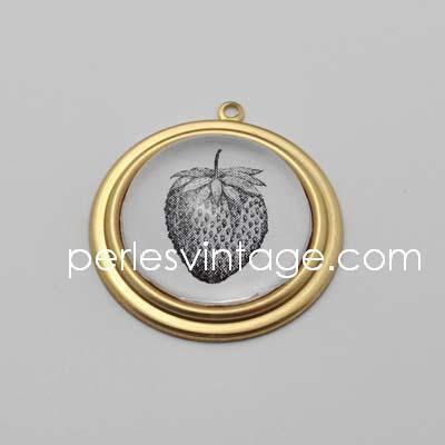 EP 1 Pendentif fraise en laiton