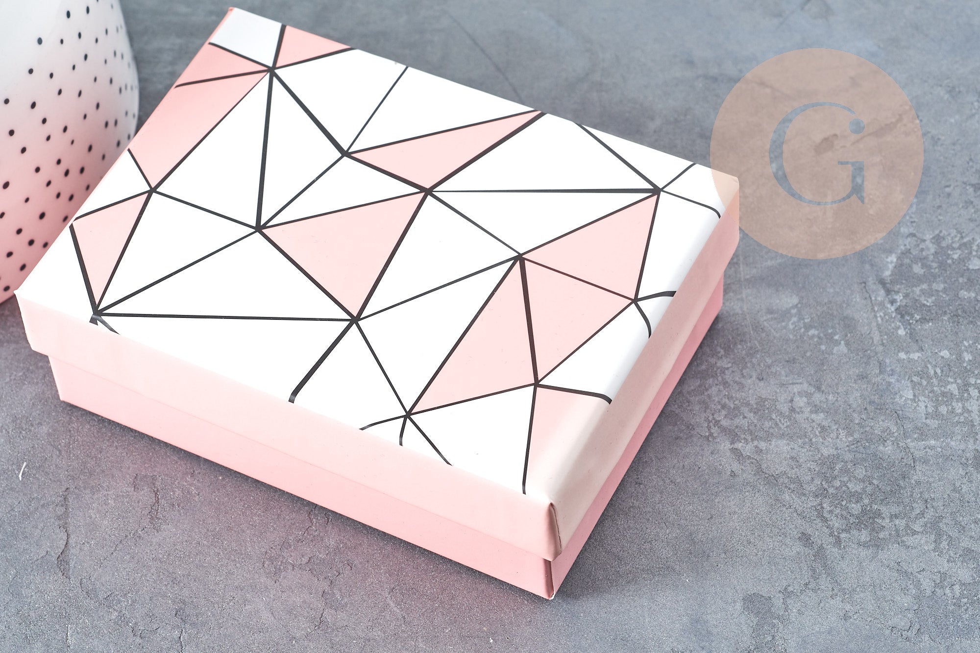 EP-Boite cadeau Ecrin bijou carton rose motif géométrique 11.2 x8.05cm, x1 (G8956)