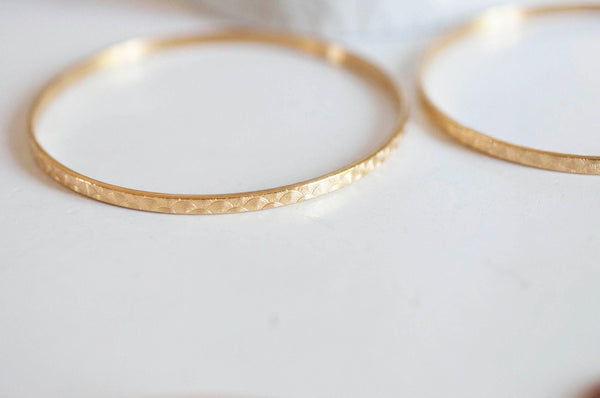 EP Bracelet jonc gravé acier doré 66mm, x1 (G3066)