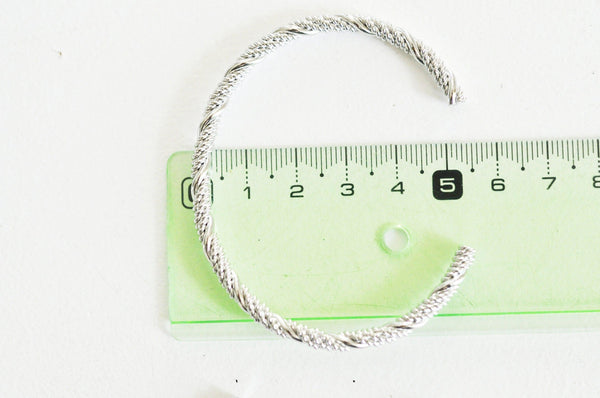 EP Bracelet jonc réglable finition or blanc tressé 65x55mm, x1 (G2586)