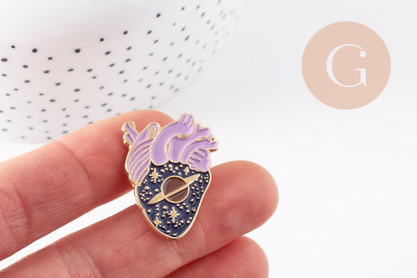 EP-Broche coeur noir violet mystique doré émail noir 29.5mm, x1 (G6377)