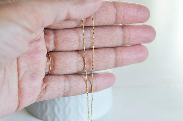 EP Chaine dorée 18k très fine,chaine qualité,chaine collier, création bijoux, chaine complète,chaine dorée,1 mm, 45cm , x1,G393