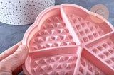 EP Moule à gauffre silicone rose, Moule patisserie, moule en silicone pour réaliser des gateaux ou inclusion en résine,17.4cm x1 G4178