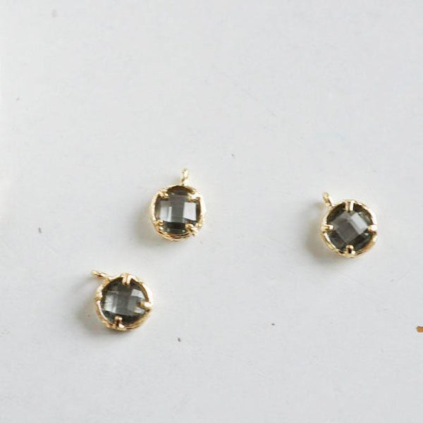 EP Pendentif rond doré 24 carats cristal gris 10mm, x1 G0968