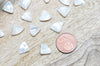 EP-Perle triangle nacre blanche naturelle doré,pendentif triangle nacre,coquillage blanc, bijou nacre 12mm, x1 G4498
