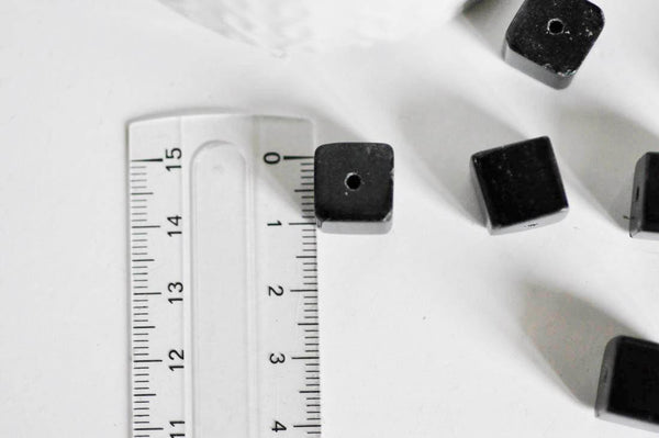 EP Perles carrées noires, fourniture créative, perles verre tchèque, perles verre, verre noir, creation bijoux, lot 5 perles,11mm-G2196