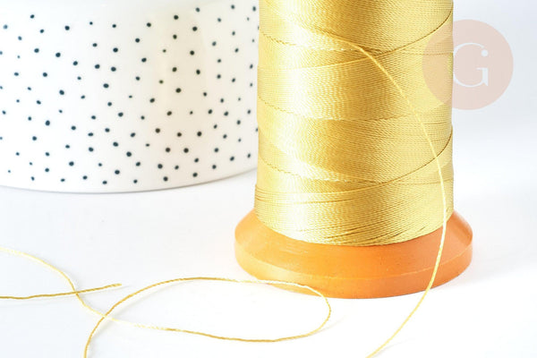 Fil doré polyester nylon à broder-couture-bijoux 0.5mm, x5 mètres (G8137)