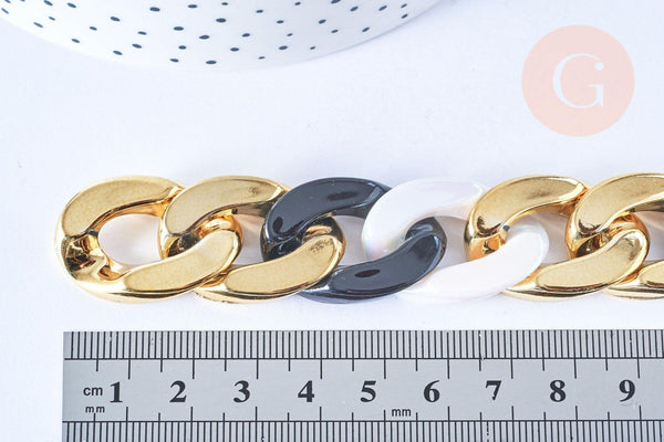 Grosse Chaine acrylique noir et blanc et plastique doré 30x20mm, x1 mètre (G4966)