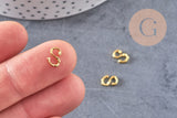 Lettre à coller zamac doré,fournitures à coller pour décorer pierres et bijoux en inclusion résine,8x6mm, x 2 (G3766)