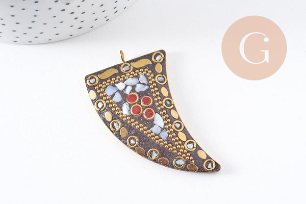 Pendentif Corne en laiton et pierres, pierre naturelle, pendentif doré, pendentif pierre, pendentif tibétain, 61mm, x1 (G3086)