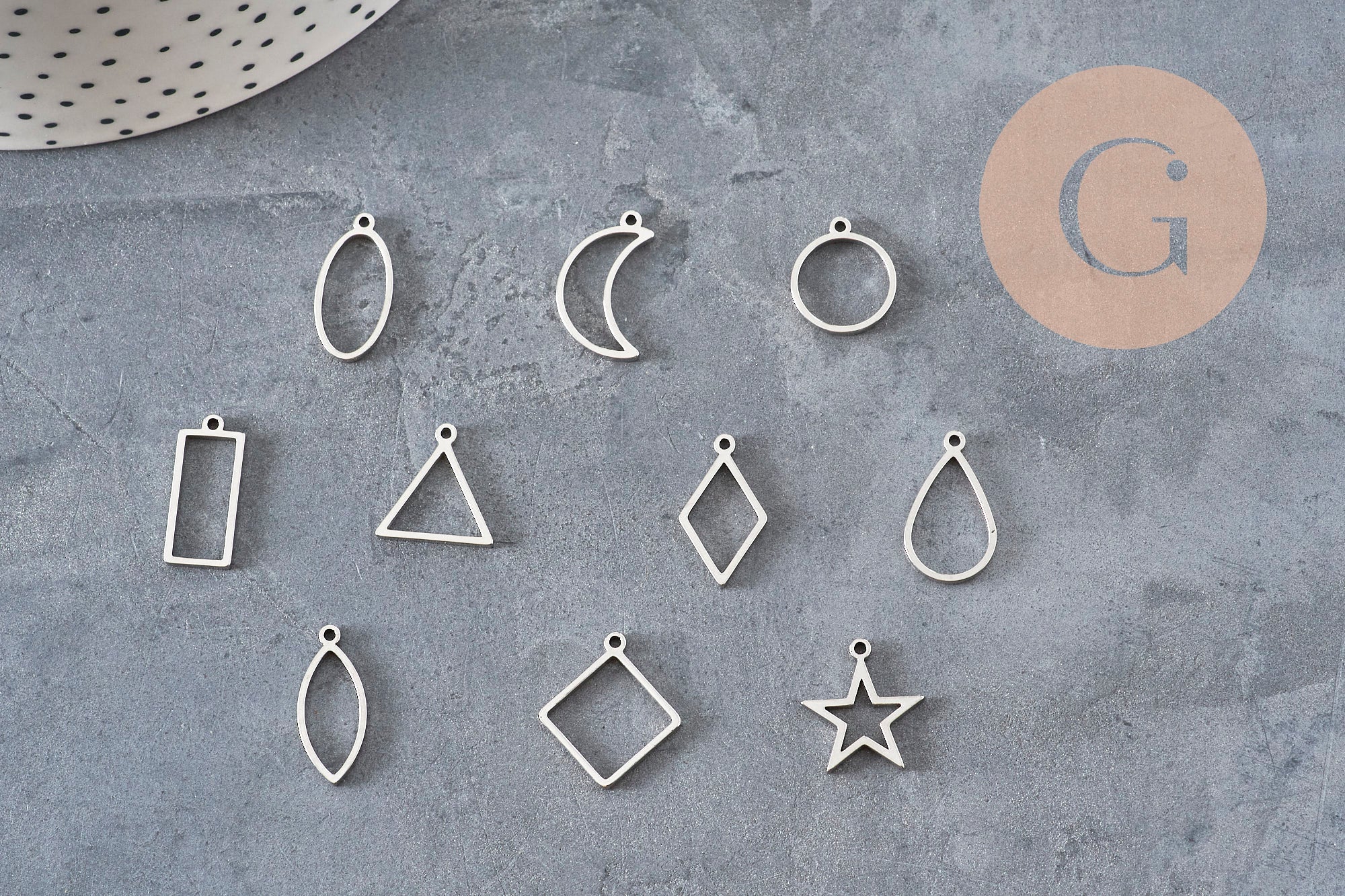 Stainless steel pendant, flat, platinum, open back, 14-21mm, x1 (G11272)