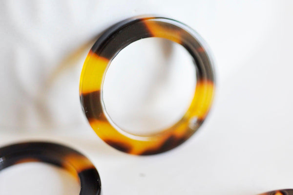 Pendentif cercle marron acétate, fourniture bijoux,perle acétate,connecteur plastique,21.5mm, x2 ou x10 G4802