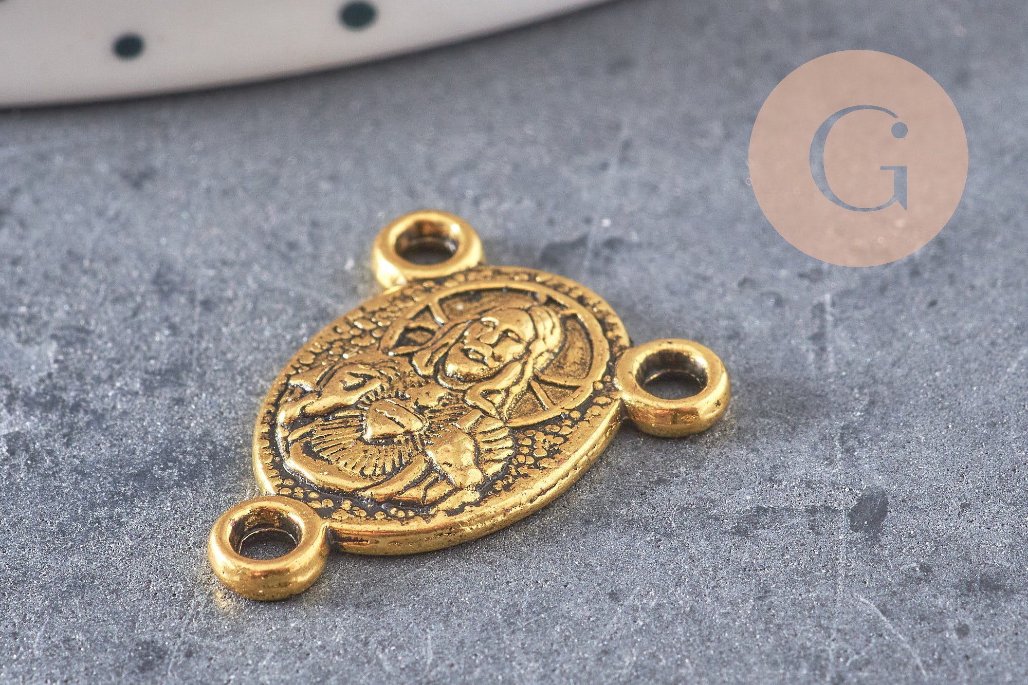 Pendentif connecteur ovale Vierge Marie or,pendentif religion,sans nickel, notre dame, madonne,19mm, x5 (G5295)