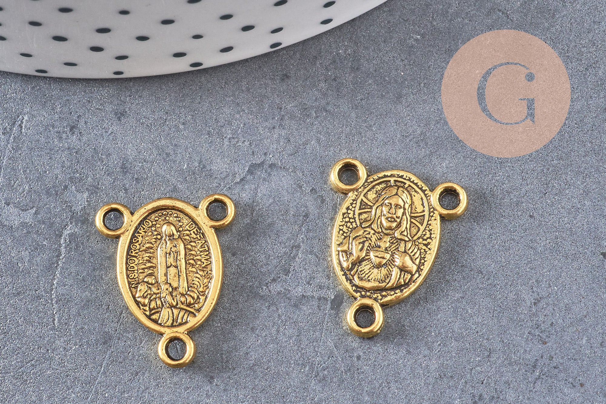Pendentif connecteur ovale Vierge Marie or,pendentif religion,sans nickel, notre dame, madonne,19mm, x5 (G5295)