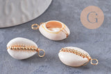 Pendentif coquillages cauri blanc naturels perles & fil dorés 24-30mm, x2 (G10318)
