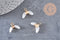 Pendentif corne croissant jade naturel blanc 21mm, x1 (G1366)