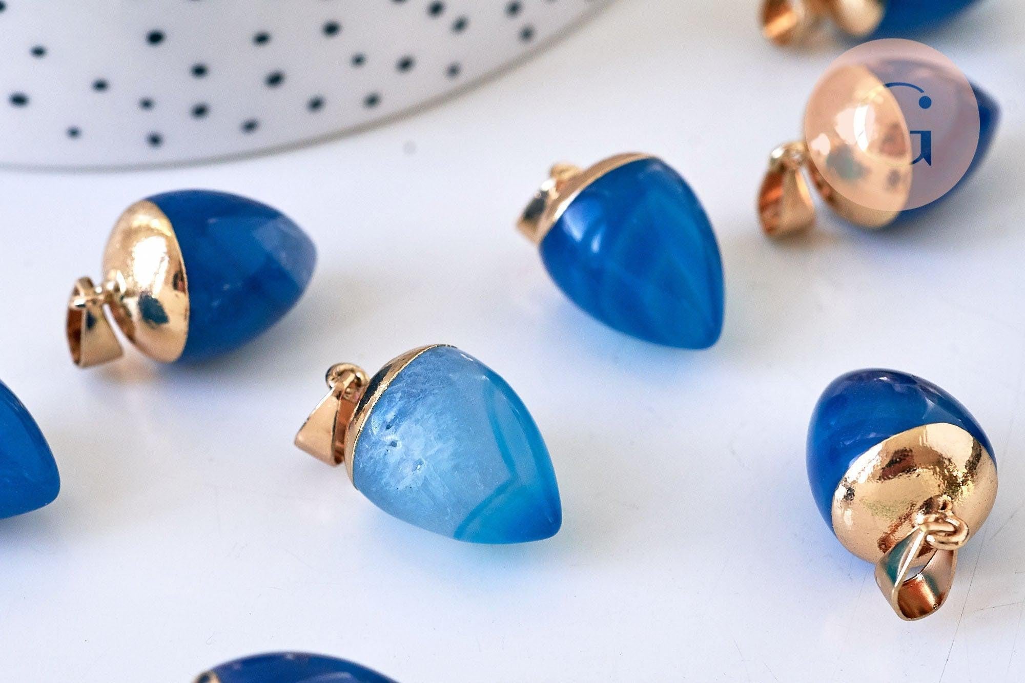 Pendentif d'agate naturelle teintée en bleue 24mm, x1 (G5588)