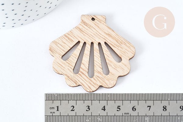 Pendentif en bois coquillage ajouré 52mm, x2 (G7275)
