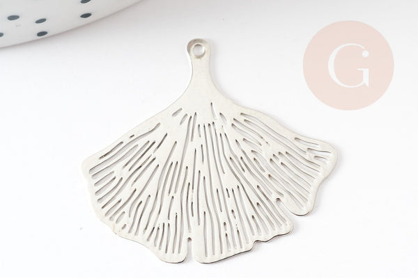 Pendentif estampe filigrane feuille gingko laiton argenté, Pendentif très fin et léger ,30x33mm, x2 (G5151)
