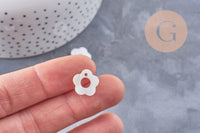 Pendentif fleur nacre blanche naturelle 13.5mm, x2 (G10087)