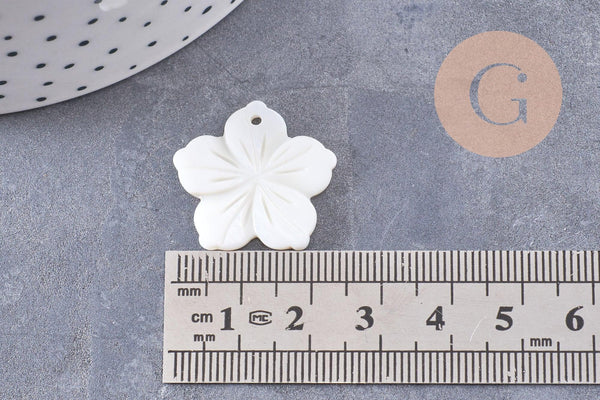 Pendentif fleur pensée nacre blanche naturelle 22.5mm, x2 (G10228)