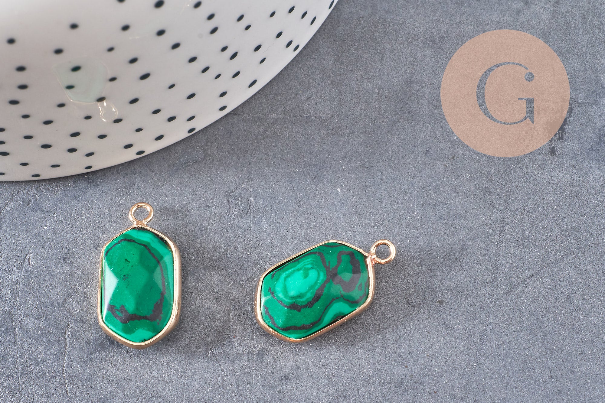 Pendentif hexagone malachite, pendentif bijoux,pendentif pierre,bijou pierre, malachite de synthèse,pendentif hexagone,24mm G5201