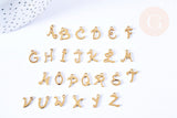 Pendentif lettre initiale acier doré inoxydable 10-12mm, x1 (G6840)