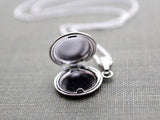 Pendentif locket medaillon zamac argenté 20mm, x2 (G1514)