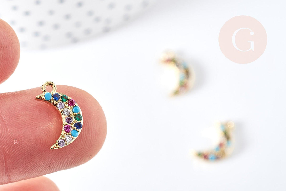 Pendentif lune doré cristal zircons multicolores 13.5mm, pendentif laiton doré amour création bijoux, x1 G8516
