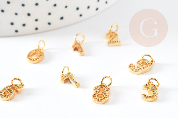 Pendentif numéro laiton doré zircon blanc 11mm, x1 (G3640)