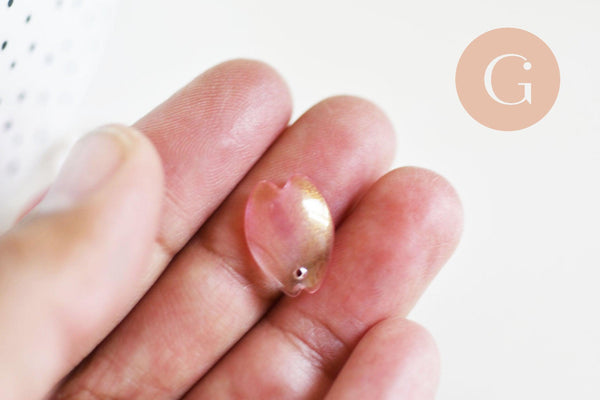 Pendentif pétale verre rose 16mm, perles verre tchèque, perle végétal, x10 (G7088)