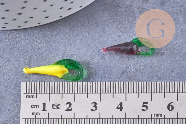 Pendentif piment verre tchèque coloré 18-27mm, x 10 (G2927)