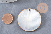 Pendentif rond nacre noire doré, pendentif coquillage, coquillage noir, coquillage naturel,45mm, x1 (G5413)