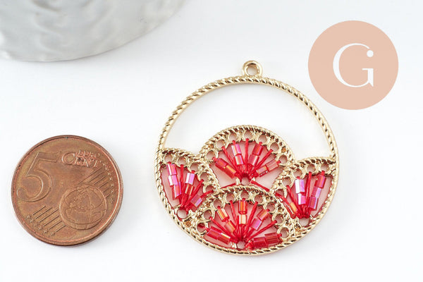 Pendentif rond zamac doré tissé rocaille rouge irisé dentelle 37.5mm, x2 (G4134)
