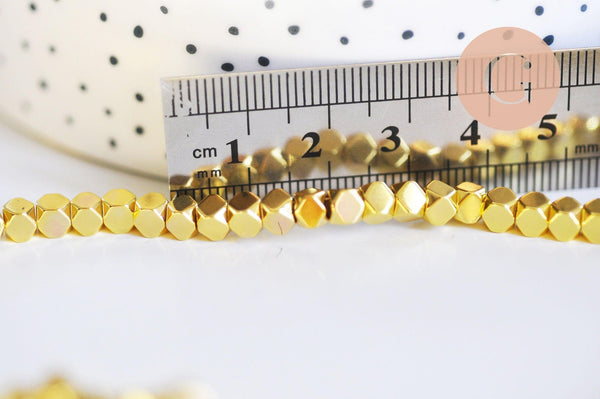 Perle carrée facettes hématite dorée 4mm, fil de 40cm x1 (G6273)